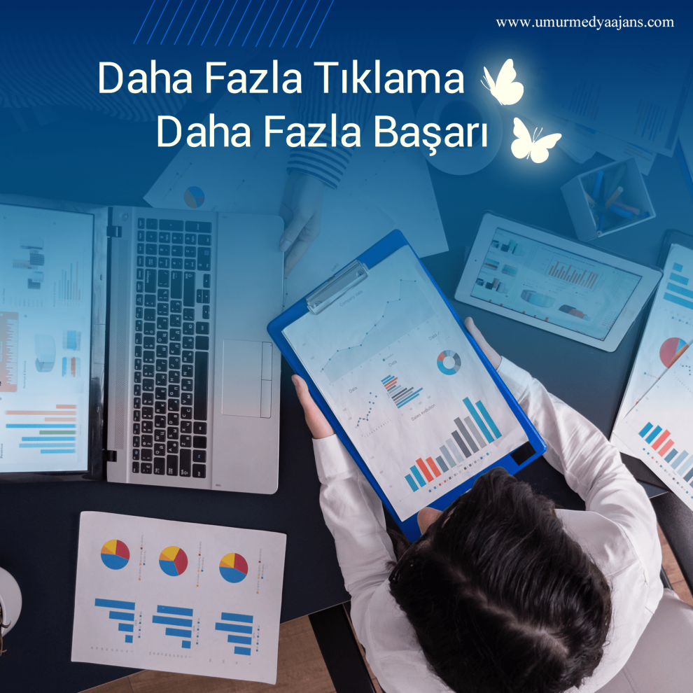 E-ticaret, e-ticaret satışları artırma, e-ticaret sitesi, dijital pazarlama, online satış, müşteri memnuniyeti, kullanıcı deneyimi, mobil uyumlu tasarım, SEO, sosyal medya pazarlaması, influencer pazarlama, e-posta pazarlama, dönüşüm oranı, sadakat programı, ürün açıklamaları, ücretsiz kargo, e-ticaret stratejileri, dijital reklamcılık, retargeting, reklam optimizasyonu, müşteri sadakati, yapay zeka, e-ticaret analitiği, ödeme güvenliği, online alışveriş, e-ticaret kampanyaları, hızlı teslimat, e-ticaret maliyetleri, online mağaza, satış artırma yöntemleri